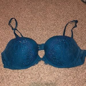 Victoria’s Secret bra